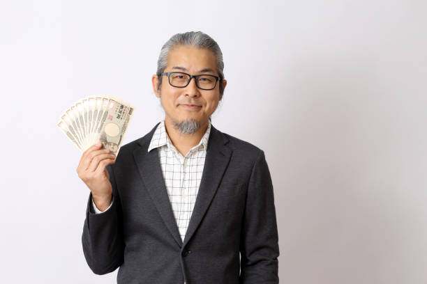 중장년 재취업 바우처 최대 200만 원 받는 법