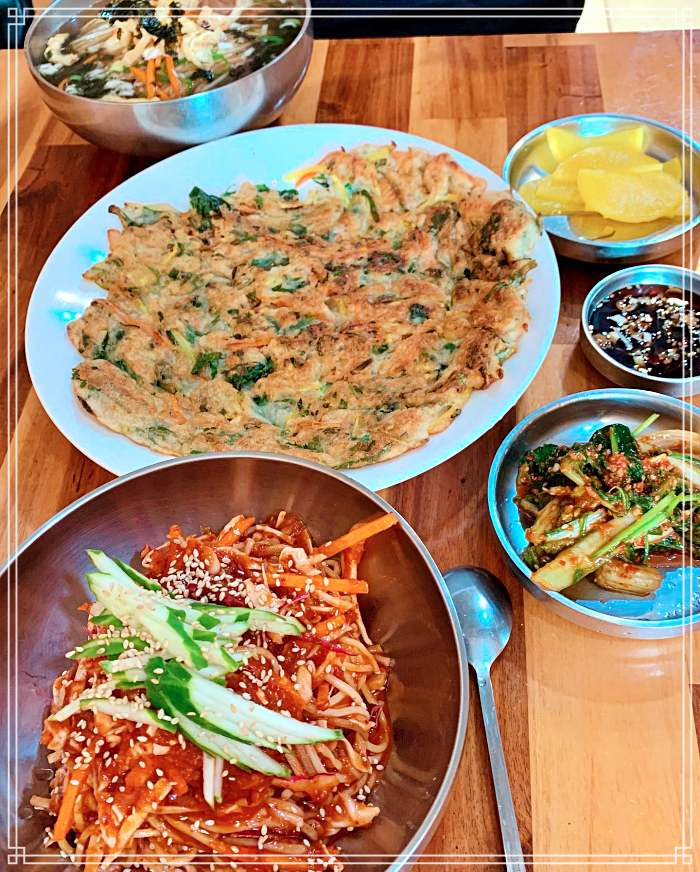 1913 광주 송정역 시장 맛집 70년 전통 자가 제면과 30년 음식 경력 사장님, 잔치국수, 골뱅이비빔국수