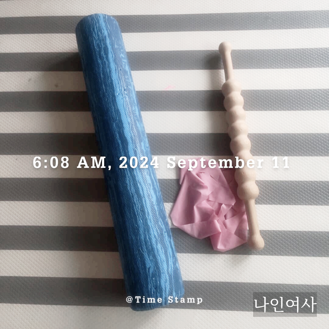 Foam rollers and stretching band
