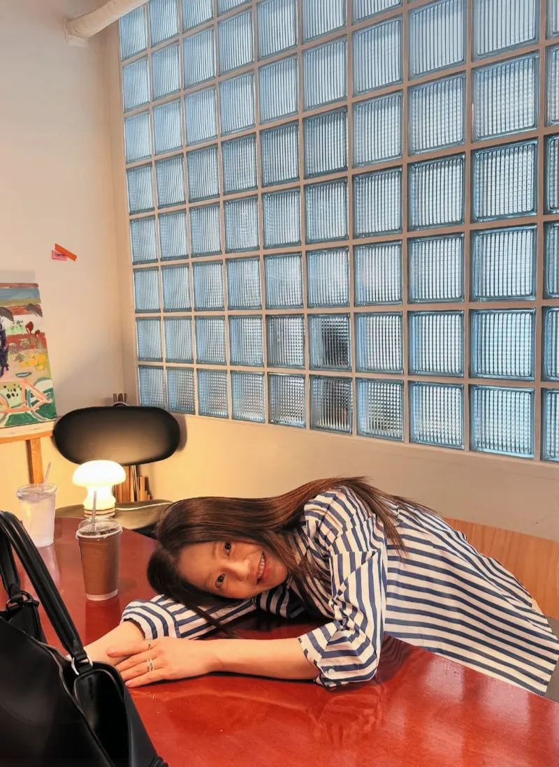 고현정 COS, 고현정 패션, 고현정 코트, 고현정 COS 패션, 2025 미니멀룩, COS 가을 코트, COS 와이드 팬츠, COS 공식몰 할인, COS 세일, COS 신상, COS 네이버 쇼핑, COS 퍼플코인 이벤트, MZ세대 인기 미니멀 브랜드, COS 꾸안꾸룩, COS 셀럽 패션, COS 직구, COS 특가