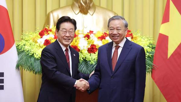 한-베트남 협력 강화 선포! 2026 정상회담 성과 총정리: 원전&middot;고속철&middot;1500억 달러 교역 목표