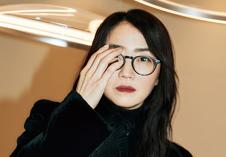 김은희 작가 나이 프로필 결혼 남편 장항준 작품 과거 댄서 킹덤