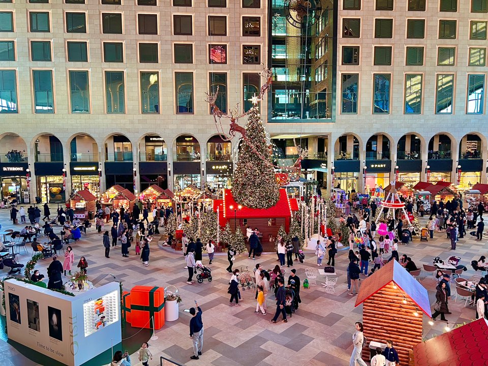 파라다이스시티호텔 크리스마스 장식으로 꾸민 공간