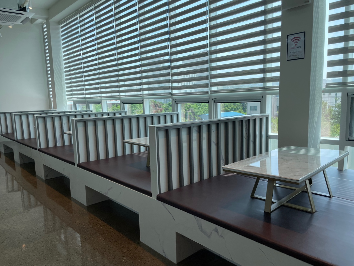 포레스트아웃팅스 용인 신상 대형 베이커리 카페