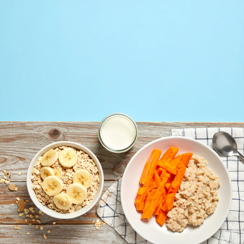 삶은 계란은 단백질 공급에 좋고, 무가당 두유는 위를 편안하게 해주는 식물성 음료