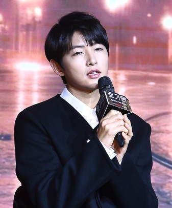 로기완