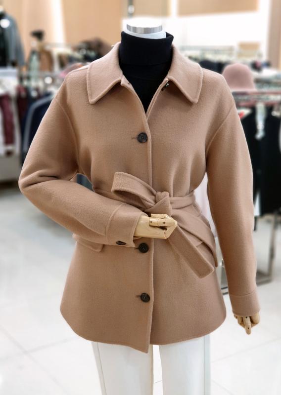 꼼빠니아 핸드메이드 카라넥 벨티드 하프 코트 CABW0 WJK330