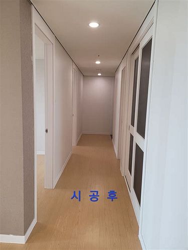 문 시트지 시공