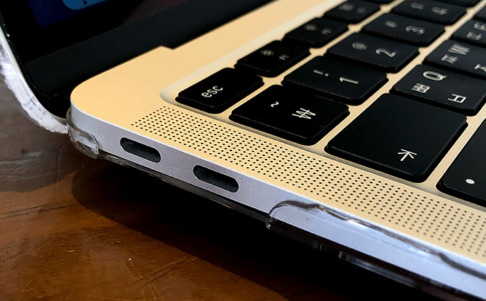 맥북-에어-측면-포트