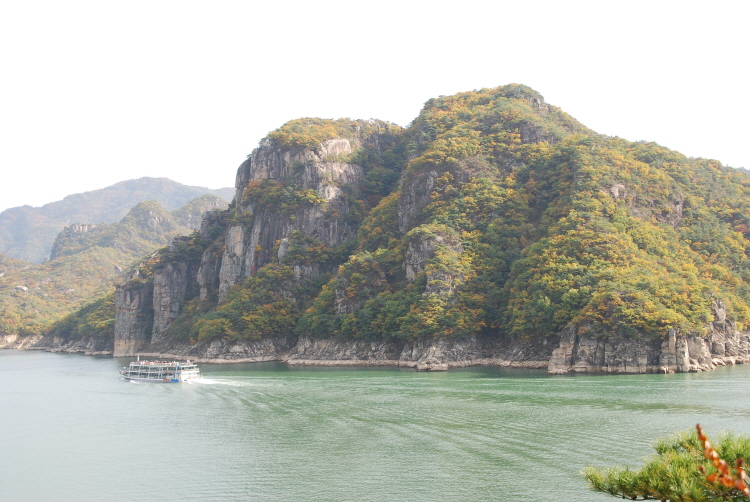옥순봉 출렁다리