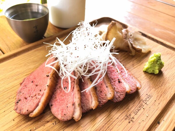 밤에도 안심, 훈제오리 야식으로 드셔도 됩니다.