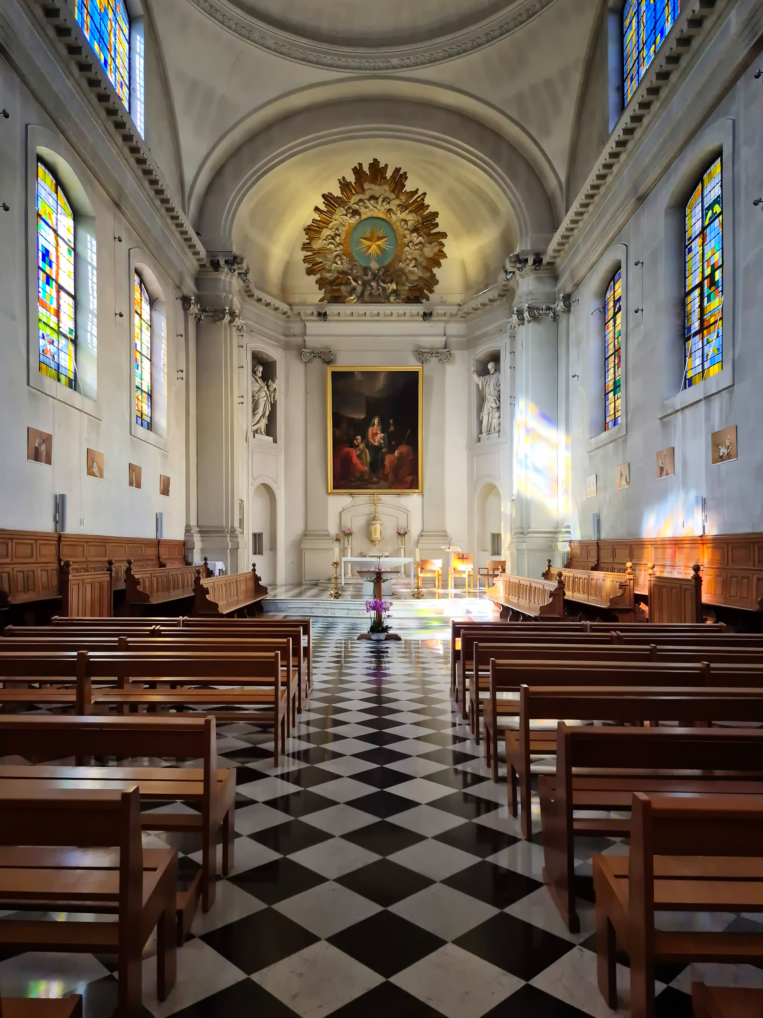 프랑스 파리 외방전교회 성당 (Chapelle de l'Épiphanie - Missions Etrangères de Paris) 무료이미지