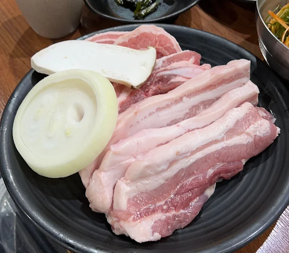 강원도 평창 오삼불고기집 '납작식당'
