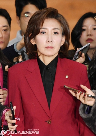 나경원 국회의원 프로필 빠루사건 나이 남편 김재호