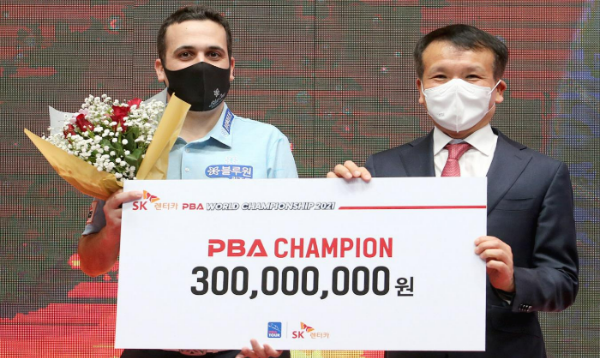 지난시즌 2021년 월드챔피언십 왕중왕전 우승자, 다비트 사파타 - 3쿠션 당구대회 최고 상금 3억원 수상자