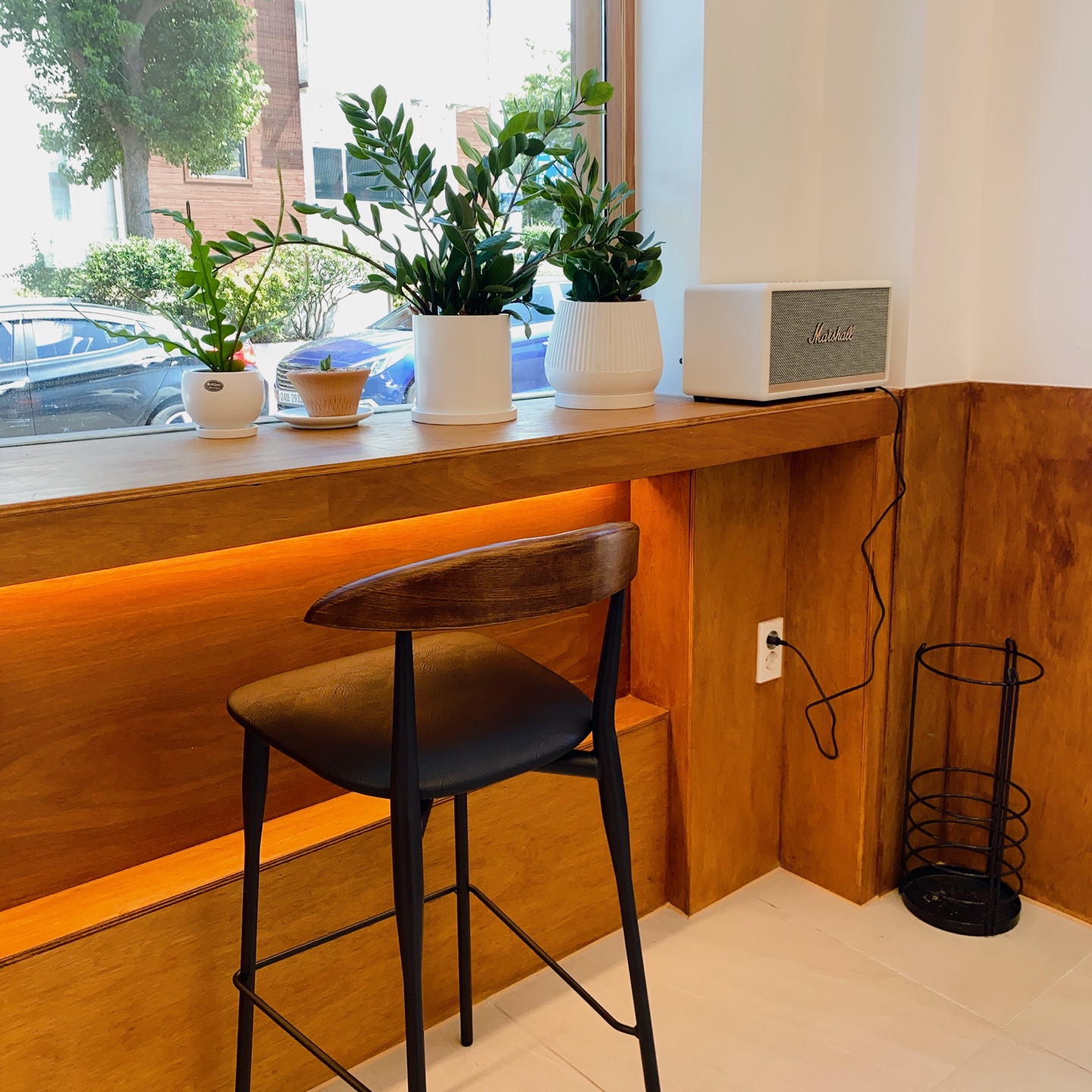 언이너프 커피바(Unenough Coffee Bar) 제주 노형 광평마을 탐라도서관 한라대학교 주차 리뷰 카페 추천