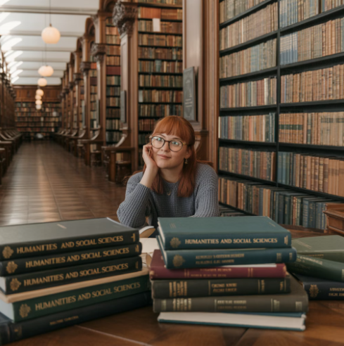 구글 스칼라 - 연구 분야별 활용 전략 - 인문사회계 연구 분야 섹션 학자 이미지