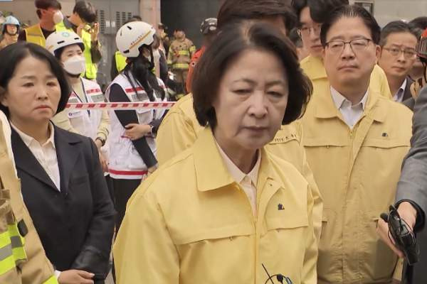 부천 내동 공장 화재 총정리｜소방관 등 8명 부상&middot;인화물질 추정 용기 180통&middot;화재 원인