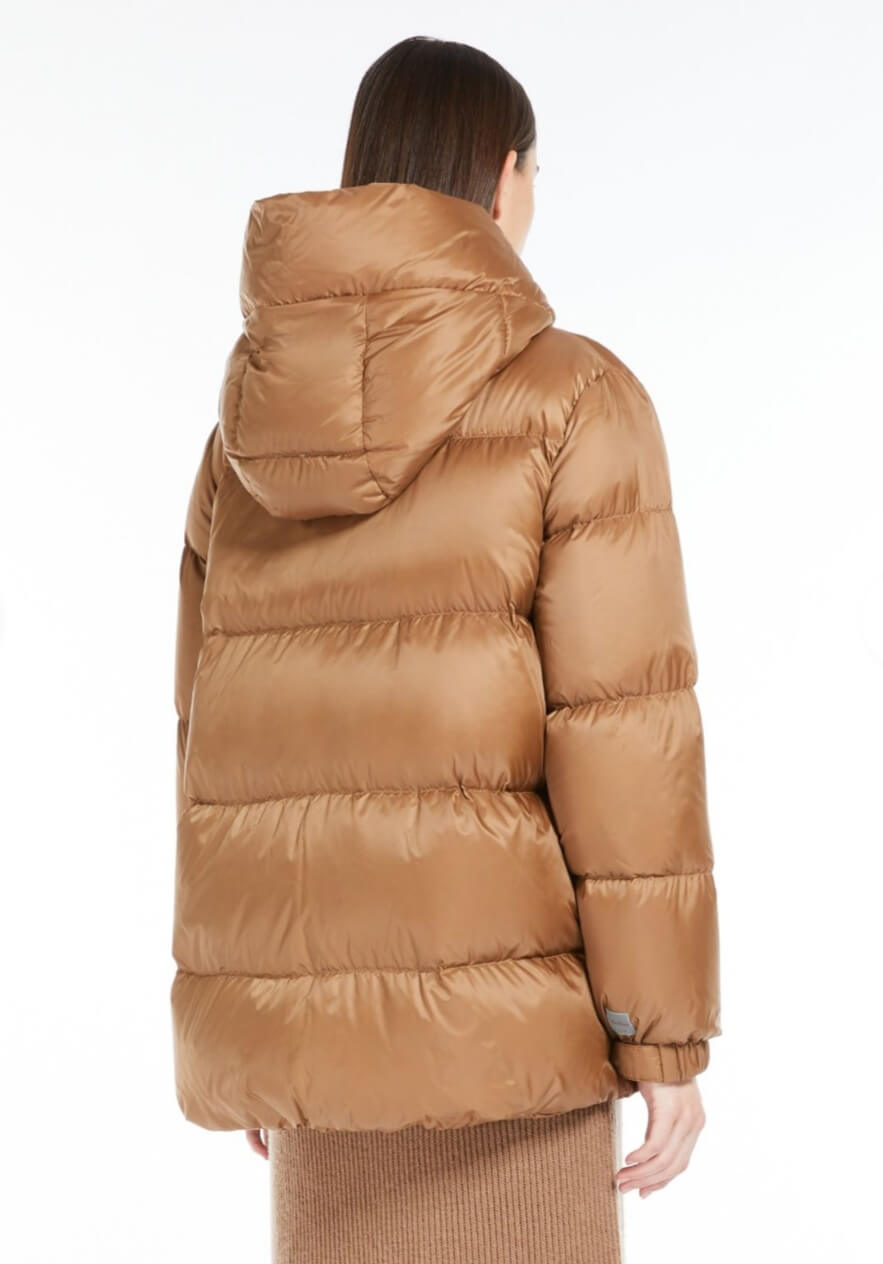 막스마라 세이아 패딩 뒷면