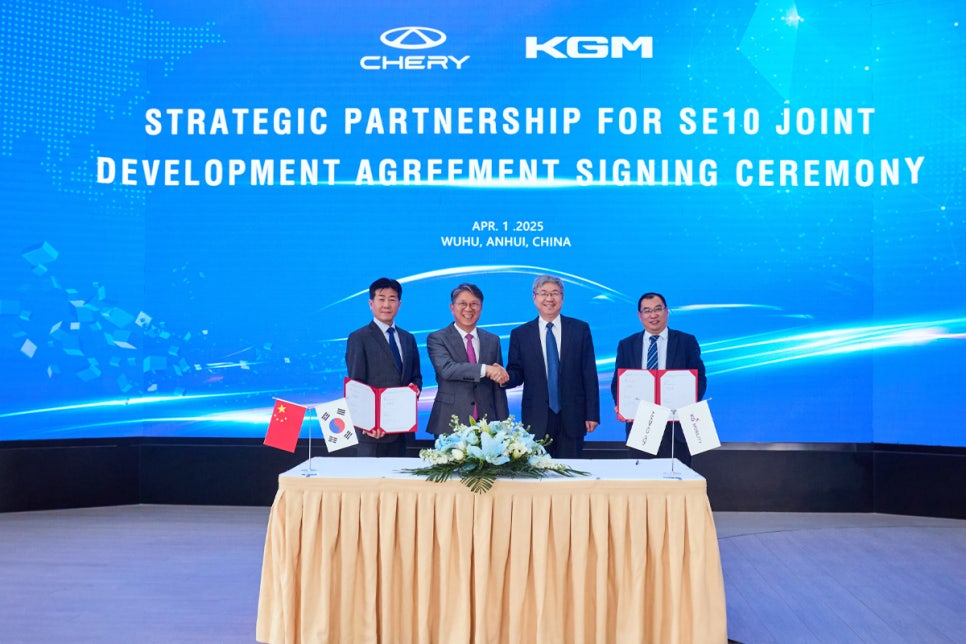 코란도 KR10 출시일