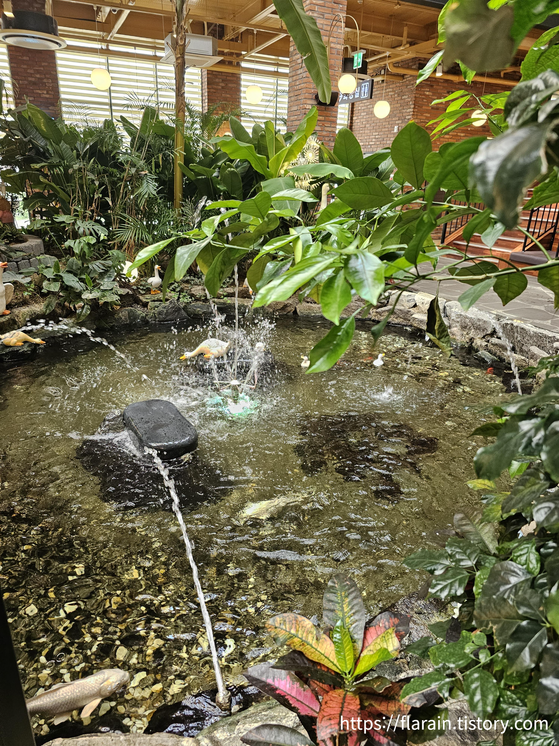 포레스트아웃팅스 일산점 대형 베이커리카페