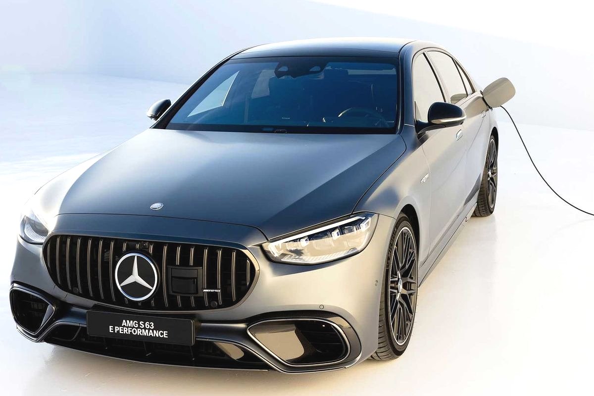 신형 벤츠 AMG S 63 E 가격 하이브리드 제원 출시일 정보