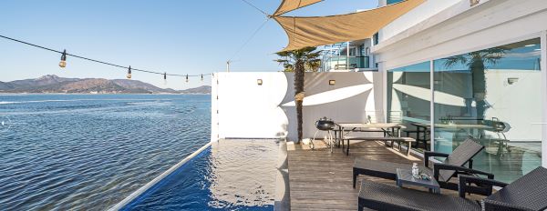 인터썬셋풀빌라펜션_수영장전경