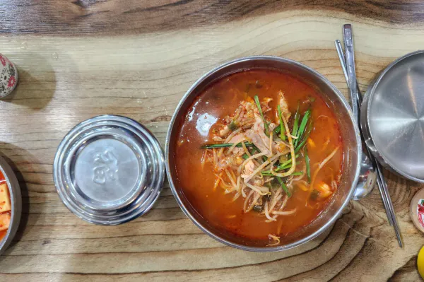 생생정보 고수의 부엌 초계비빔국수 음식점 위치