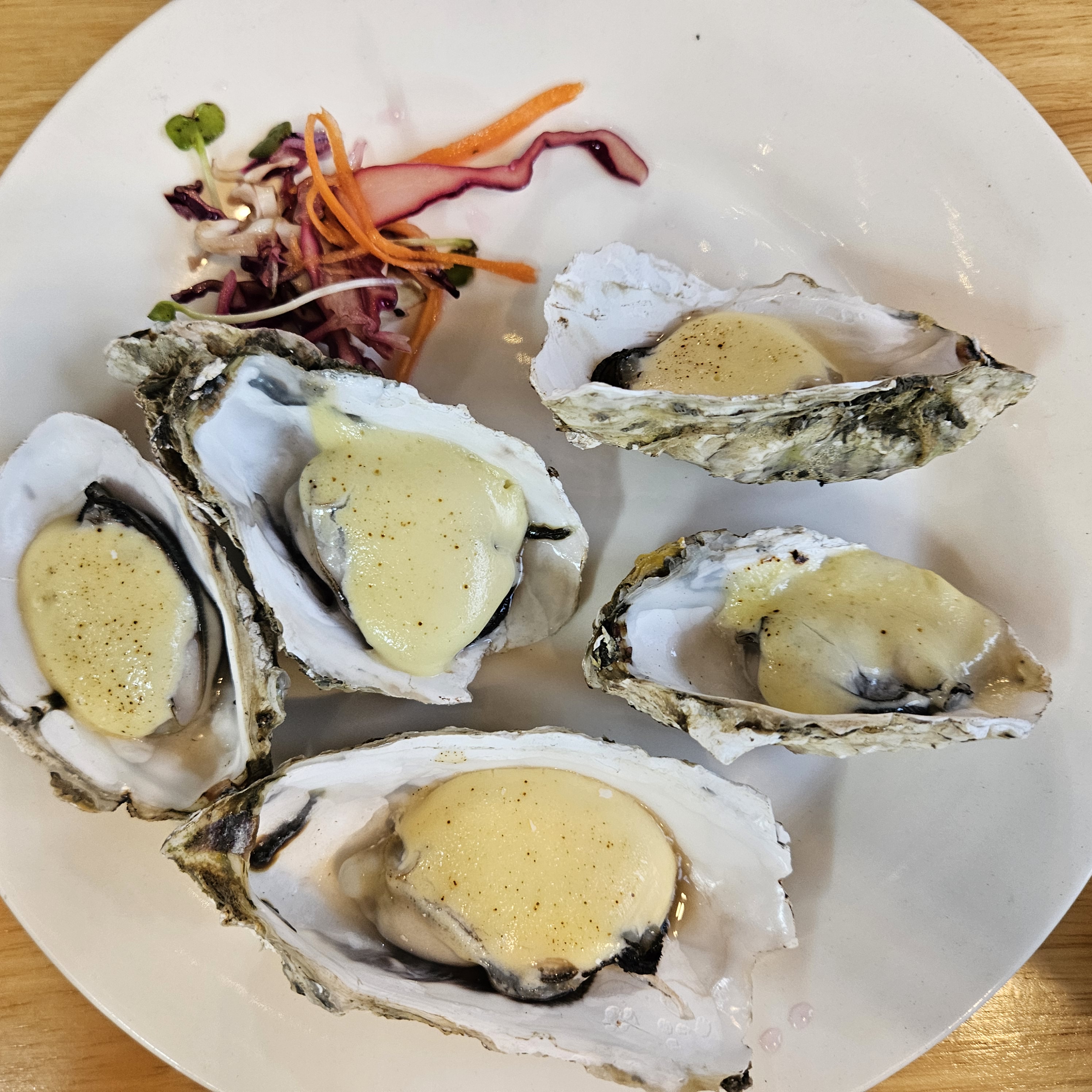 루옹쏭깡 치즈 굴구이