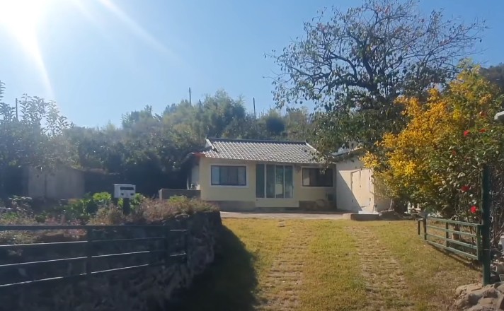 시골집, 촌집 매매, 분양, 급매물 - 경상남도 남해군 서면 중현리, 경주시 양남면, 강원도 홍천군 서면, 충북 제천시 금성면, 경남 밀양시 초동면