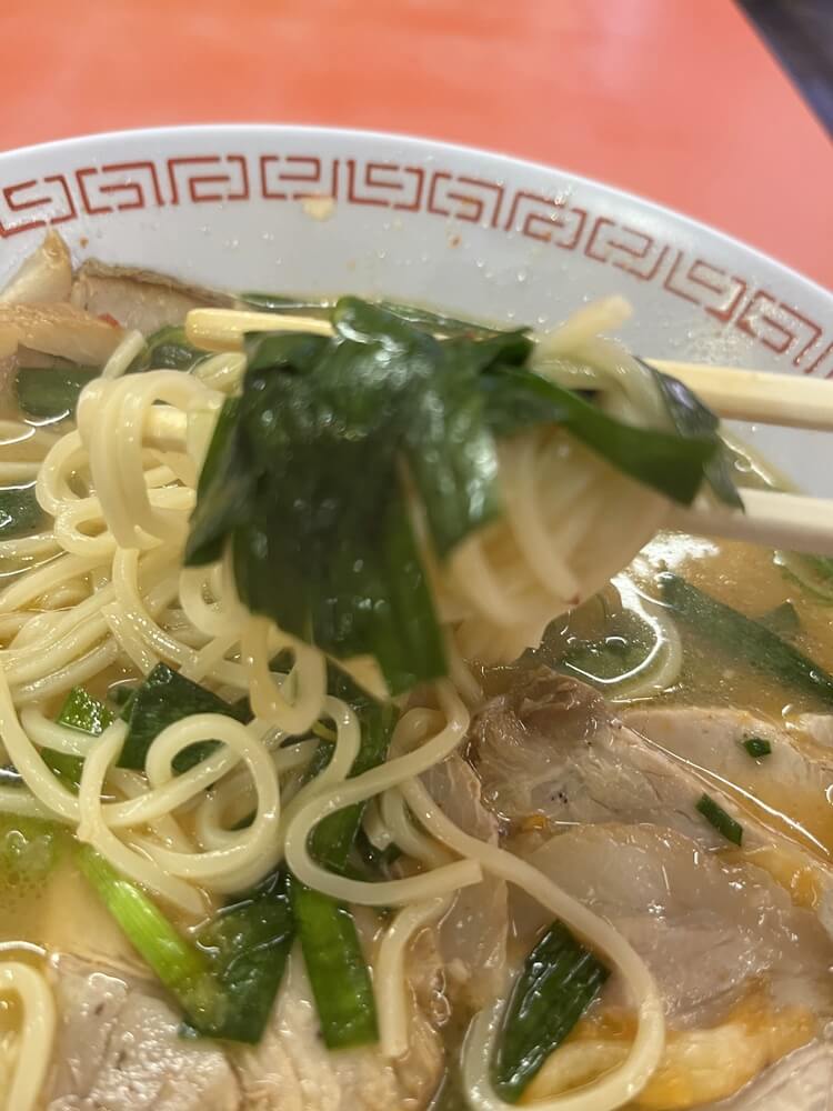 차슈, 부추, 면