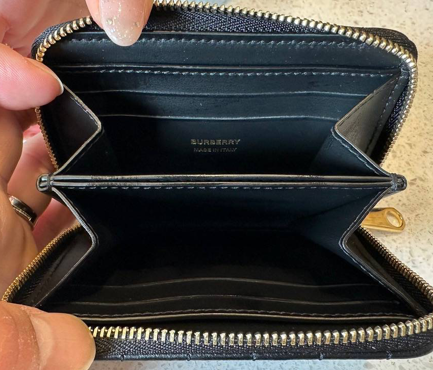 버버리 지갑