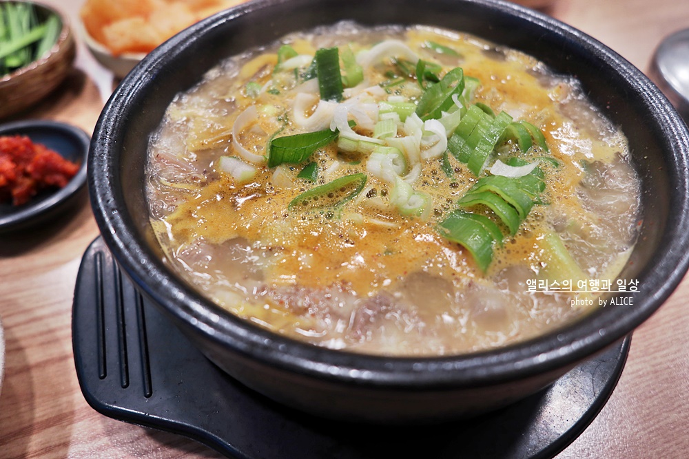 든든하고 깔끔하고 맛있는 순대탕과 꽉찬순대, 남문아바이왕순대탕 회현본점