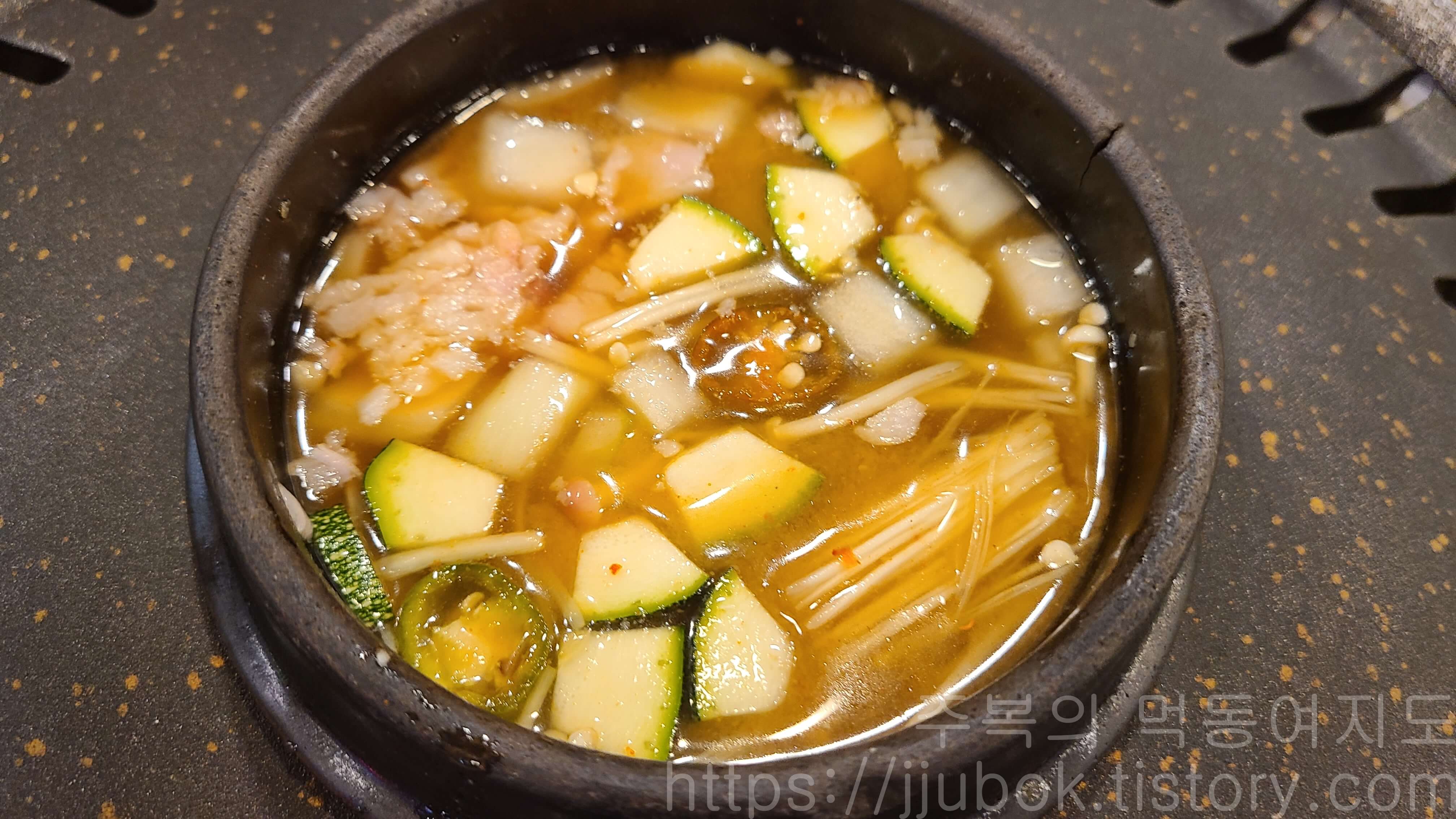 본가-풍년집-정육식당-작전점-된장찌개-무한리필