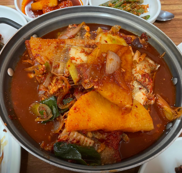 극한직업 가자미식당