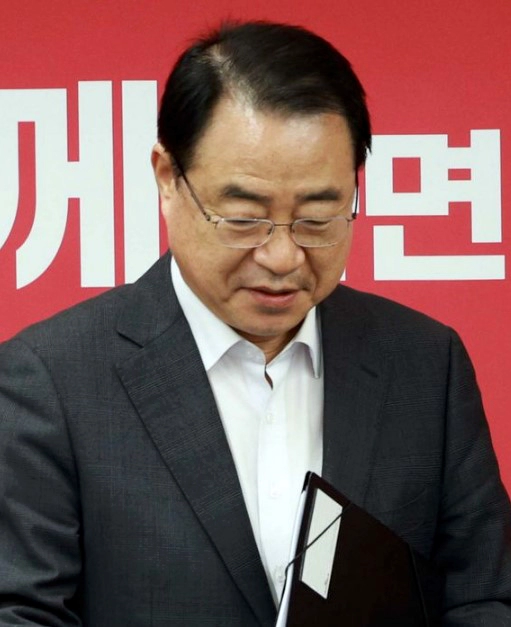 정영환 공천관리위원장과 마포을 출마를 선언한 김경율 비대위원