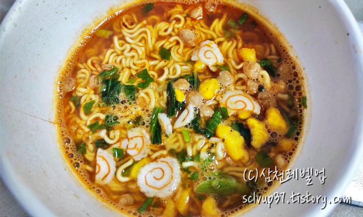 농심 육개장 큰사발면 컵라면 조리 후