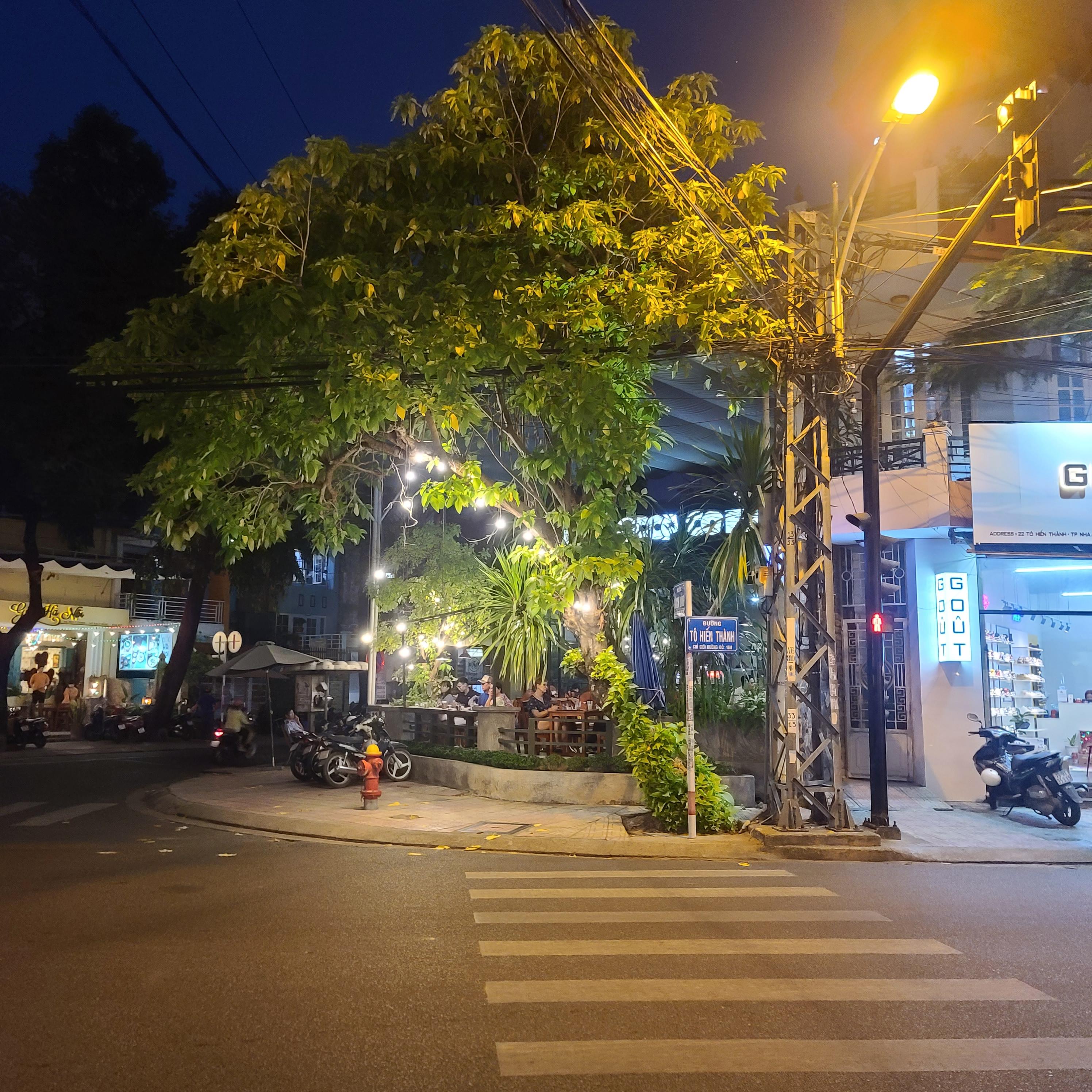 나트랑 저녁 시내 야경