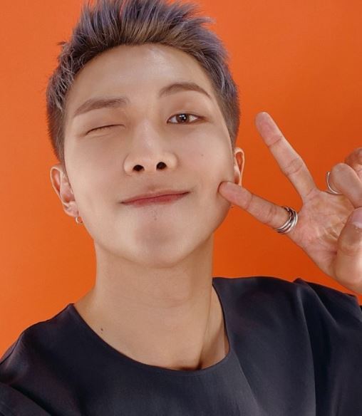 방탄소년단 리더