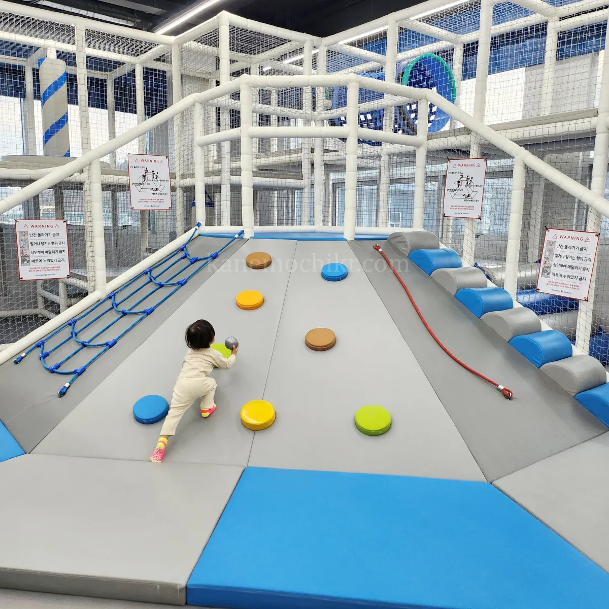 코코파파-키즈카페-클라이밍