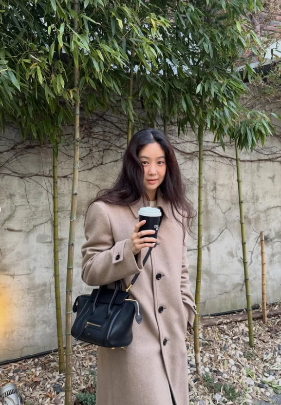 정려원 출근룩 재킷, 코트 코디