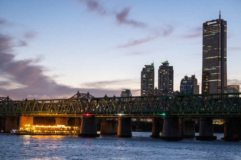 한강르네상스 프로젝트 2.0 반포한강공원 물빛무대 리뉴얼