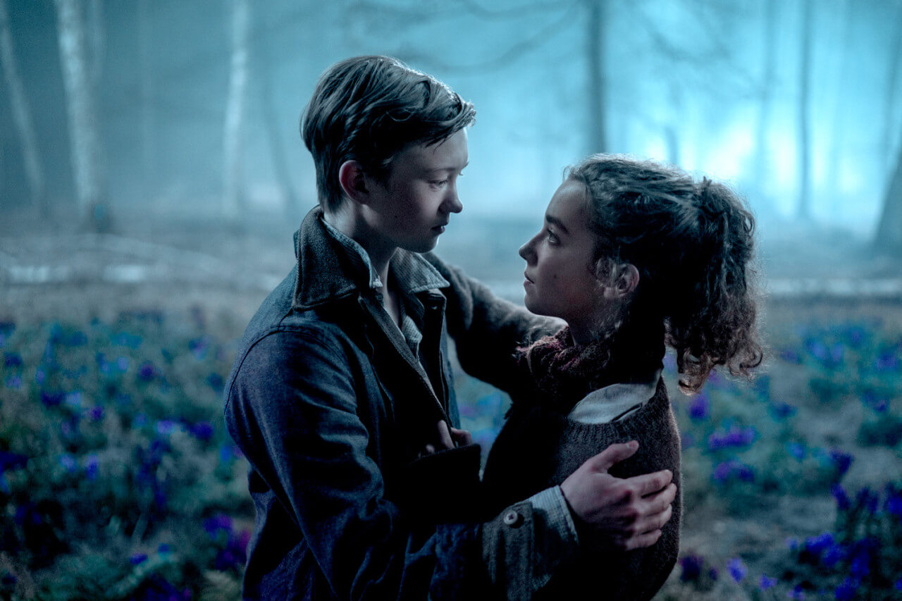 영화 화이트 버드 줄거리 출연진 등장인물 후기