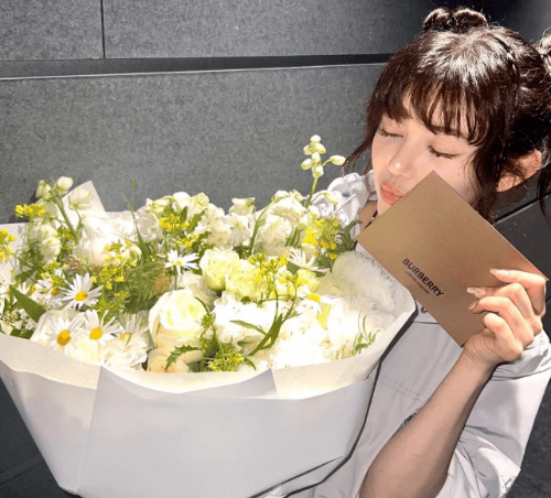 뉴진스 글로벌 500인