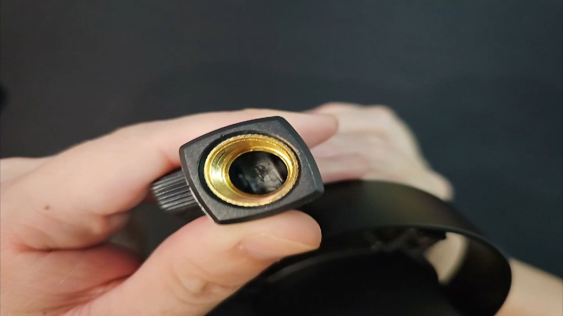 Fifine K688 다이나믹 마이크 개봉기 - 마이크 암 나사 규격 설명 사진