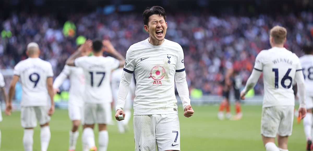 포효하는 손흥민