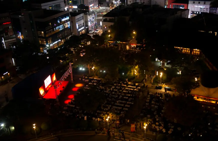 맥주 축제 사진