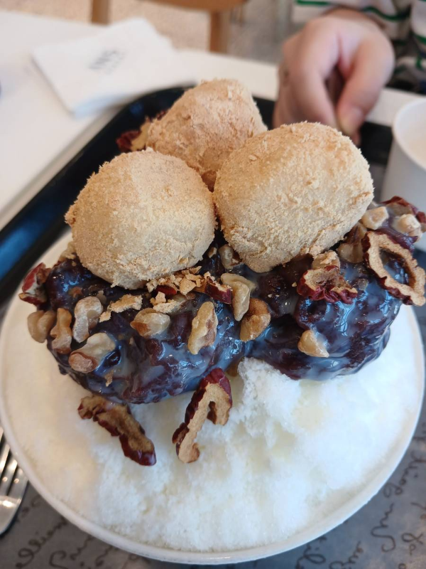 안스 팥빙수 위 토핑