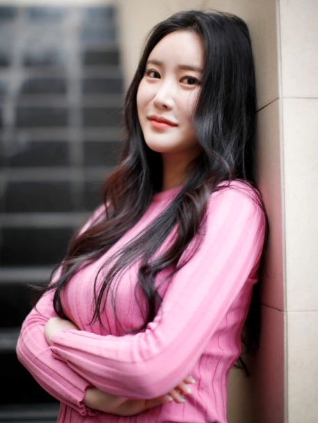 브레이브걸스 민영과 버벌진트