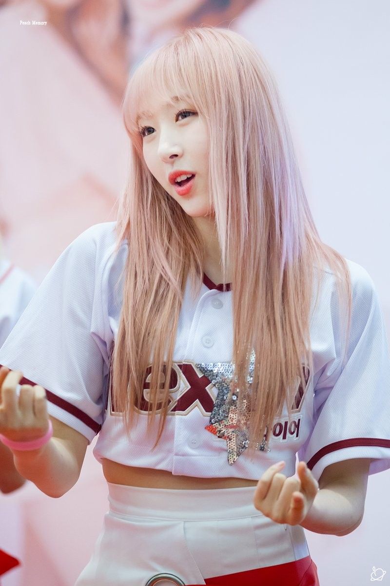우주소녀 수빈 인스타그램 사진 몸매 얼굴 화보 움짤 트위터 고화질 우주소녀 수빈 인스타그램 사진 몸매 얼굴 화보 움짤 트위터 고화질